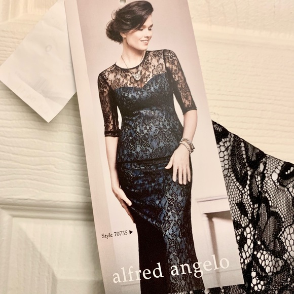 NWT| 2-Piece Alfred Angelo Black Lace Set | Size 0 - Picture 9 of 12